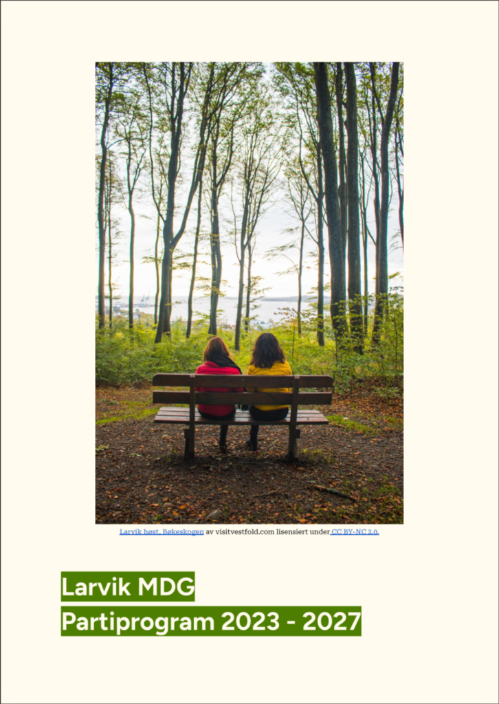 Forsiden på Larvik sitt partiprogram for 2023 til 2027. Bildet på forsiden viser to personer på en benk i Bøkeskogen som skuer ut over Larvik by.